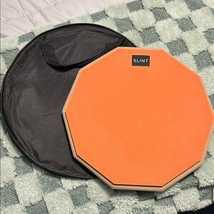 Slint practice pad for percussion, excellent condition, pad and carrying case